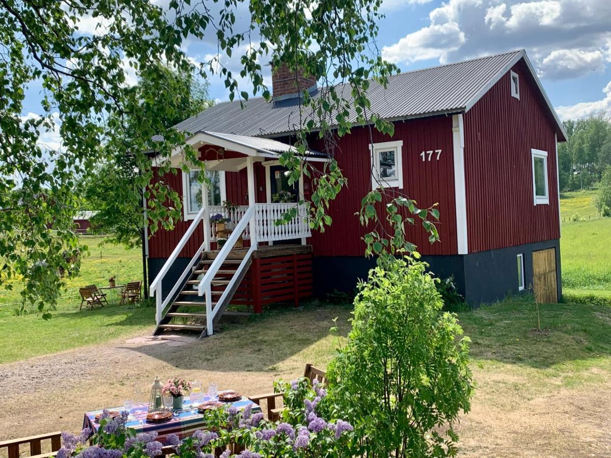 Super Cosy Cottage In Heart Of Dalarna Vastra Fors 外观 照片